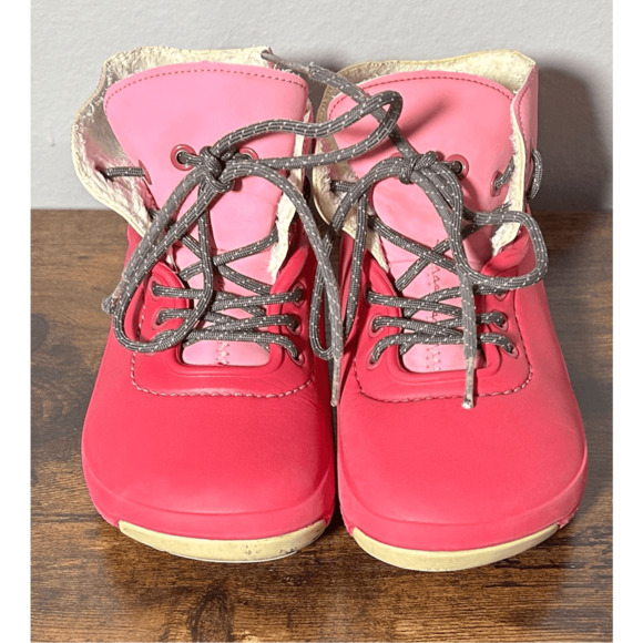 Crocs Kids Size 1 Youth Blitzen Convertible Clog And Bootie Faux Fur Lined Pink - Picture 2 of 11